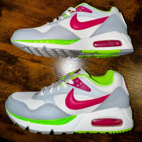 NWOT - Nike Women Air Max Correlate Running Trainers - Size 8 - Picture 7 of 10